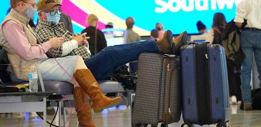 Cover Image for Reasons Behind Airlines Cancelling Hundreds of Holiday Flights