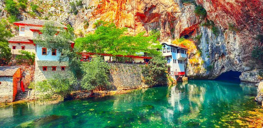 Cover Image for Discovering Hope Amidst the Natural Beauty and Historic Towns of Bosnia and Herzegovina