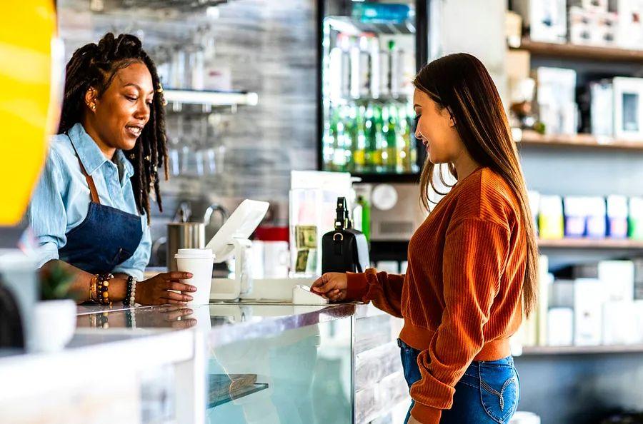 Cover Image for Ways to earn points with the Choice Privileges Eat & Earn dining rewards program
