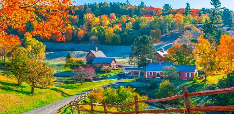 Cover Image for 11 Most Enchanting Small Towns in New England