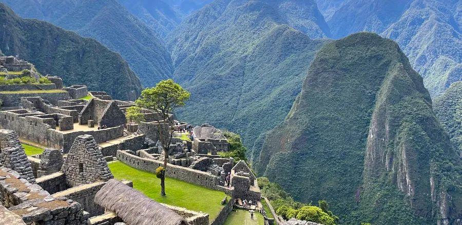 Cover Image for How to Explore Machu Picchu