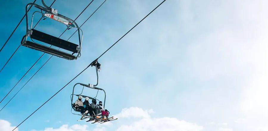 Cover Image for Epic, Ikon, or Independent: Discovering the Best Multi-Resort Ski Pass