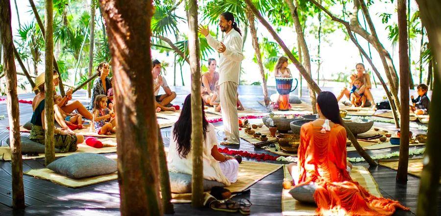 Cover Image for A Doubtful Traveler Discovers Inner Peace—and an Amazing Vegan Croissant—at a Mexican Wellness Retreat