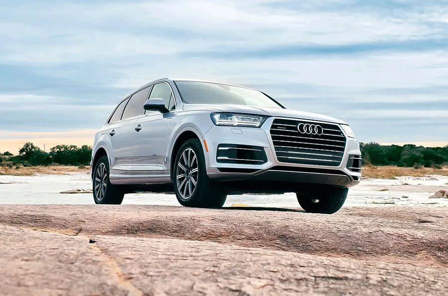 Cover Image for Everything You Need to Know About Renting from Silvercar