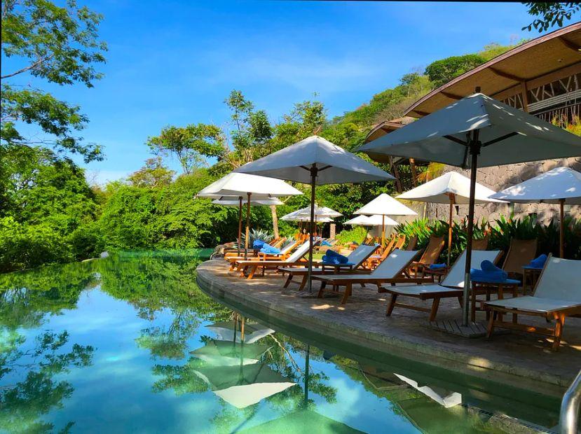 Cover Image for 6 reasons why choosing a hotel is better than an Airbnb