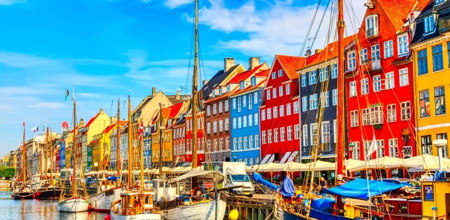 Cover Image for American Airlines Unveils New European Routes for 2024