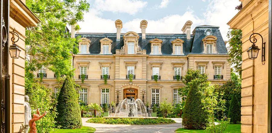 Cover Image for The 15 Top Hotels in Paris