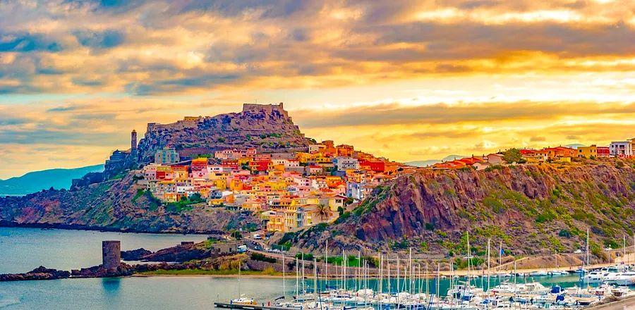 Cover Image for You Could Receive $15,000 for Relocating to Sardinia—Here’s How