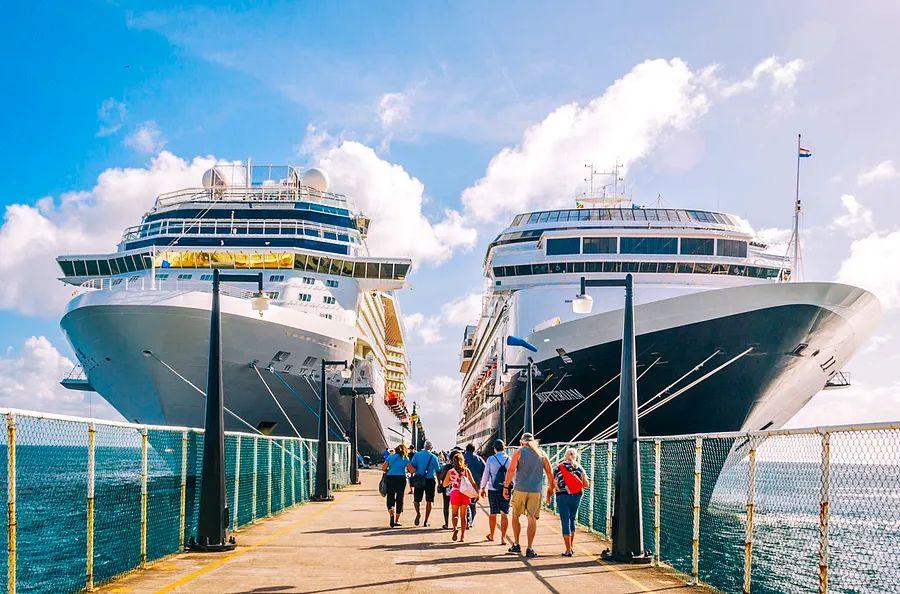 Cover Image for 8 travel insurance pitfalls to steer clear of before your next cruise
