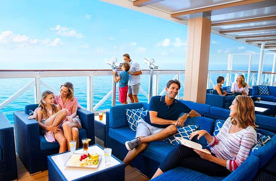 Cover Image for 11 Bars & Lounges to Discover on Dinogo’s Cruise Ships