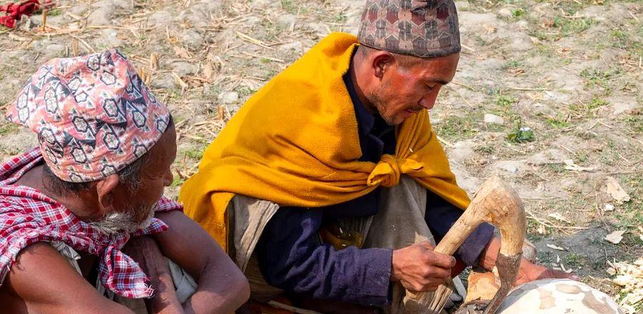 Cover Image for An Expedition to Discover the Raute: Nepal's Last Nomadic People