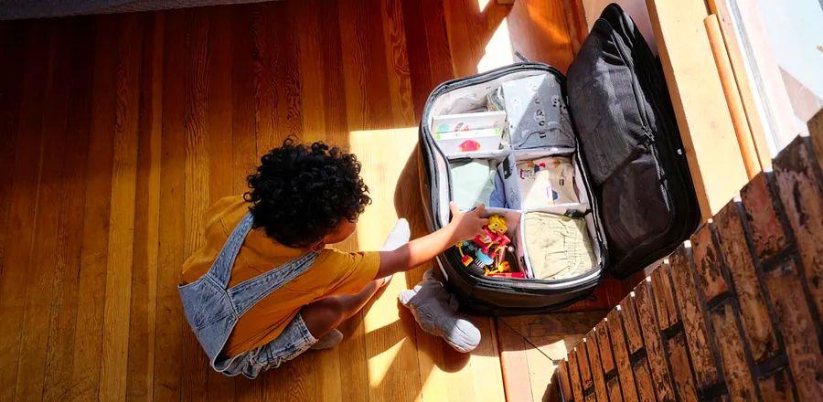 Cover Image for Trust Me, This Family-Friendly Duffel Bag is Essential—Even if You Don't Have Kids
