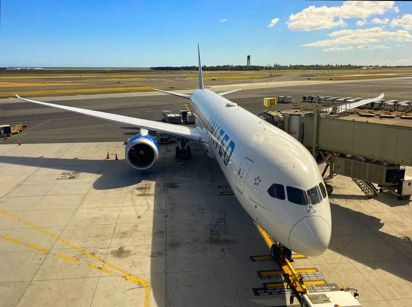 Cover Image for United and Marriott offer: Select elite members can reap bonus rewards on flights and hotel stays