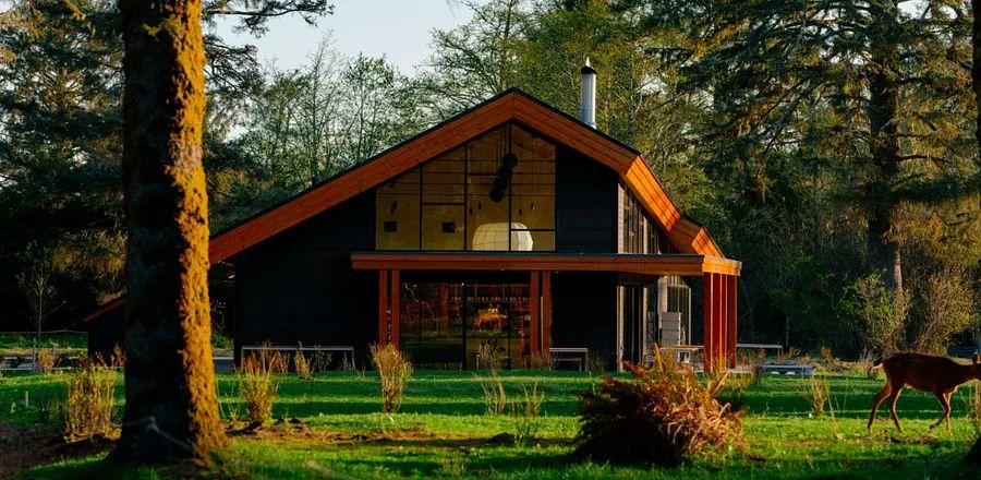 Cover Image for A Japanese Outdoor Brand Launches Its Glamping Concept in the U.S.: Our First Impressions