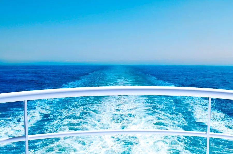 Cover Image for Can a cruise ship set sail without you?
