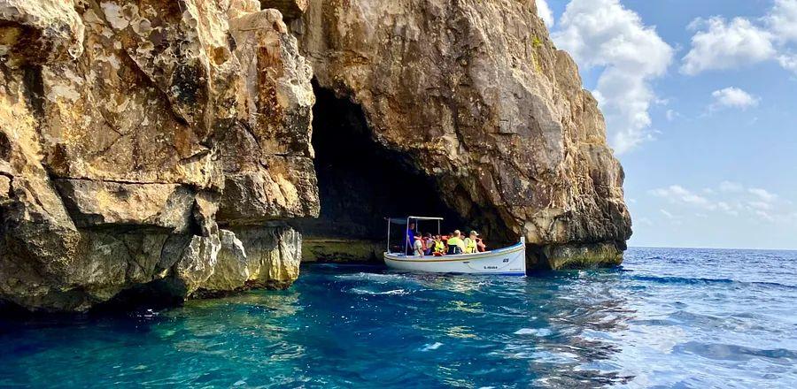 Cover Image for 15 Must-Do Experiences in Malta, the Mediterranean’s Hidden Gem