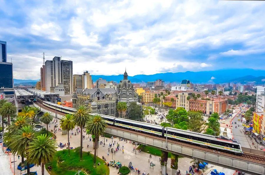 Cover Image for Sweet Spot Sunday: Travel to South America for just 35,000 American Airlines miles round-trip