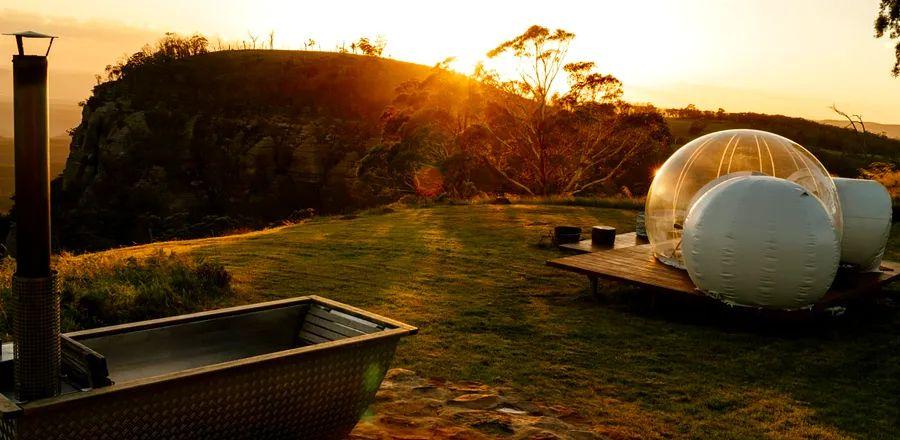 Cover Image for Stargaze at These Bubble Hotels and Airbnbs Worldwide