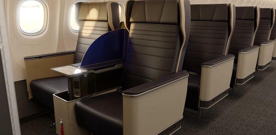 Cover Image for United Airlines Launches Innovative First-Class Seats