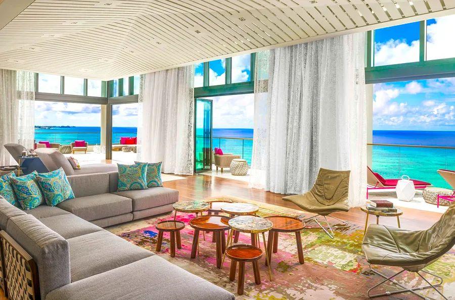 Cover Image for IHG members can enjoy a 25% discount on summer and fall stays