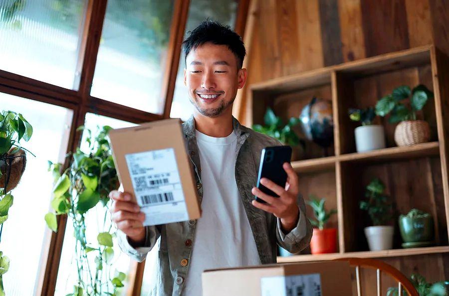 Cover Image for 9 Deals for Travelers from Amazon Prime Day Rivals