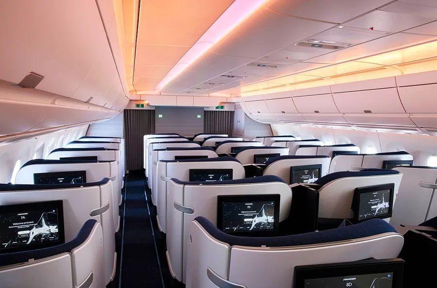 Cover Image for Finnair Plus: Your Guide to Earning and Redeeming Avios, Elite Status, and More