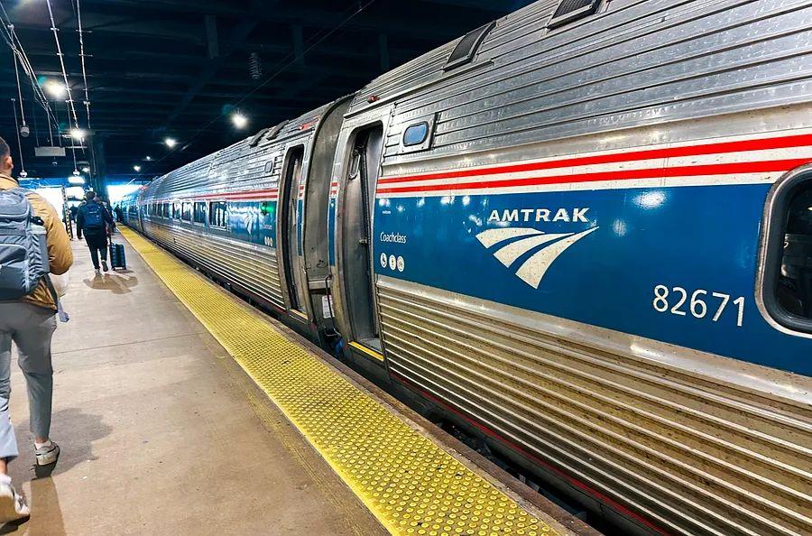 Cover Image for You can now find Amtrak routes on Google Flights