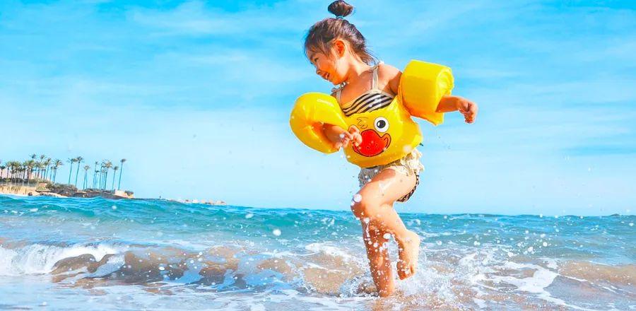 Cover Image for Families Invest Heavily in Travel. So Why Isn’t It More Suitable for Kids?