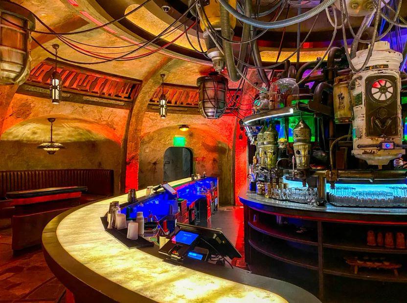 Cover Image for Tips for organizing an unforgettable Disney 'Star Wars' adventure without breaking the bank at $6,000