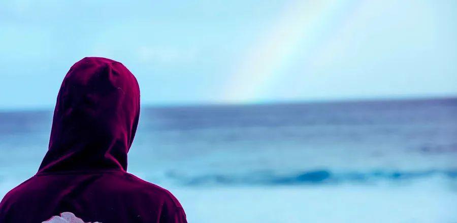 Cover Image for Maui Locals Invite Visitors: Come, But Please Show Care and Respect