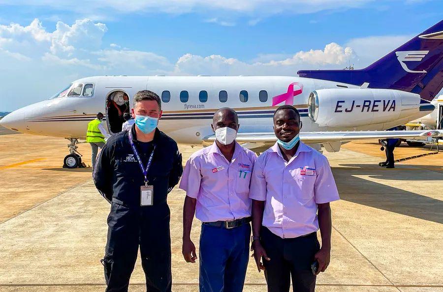 Cover Image for This travel insurance ensures you can fly home if you test positive for COVID-19—here’s how it operates