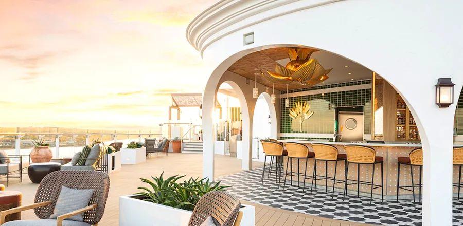 Cover Image for The New Celebrity Ship Combines Elegance, Gourmet Dining, and Wellness at Sea