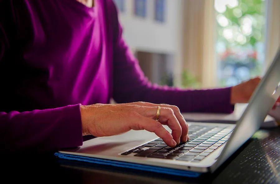 Cover Image for A widow lost 610,000 American miles to a hacker — TPG helped her recover them