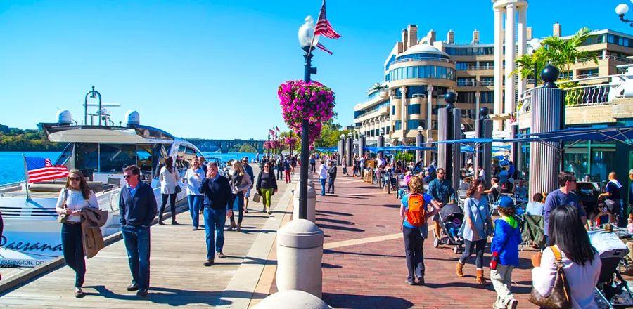 Cover Image for Why Georgetown Is the Ultimate Destination for History Buffs and Shoppers