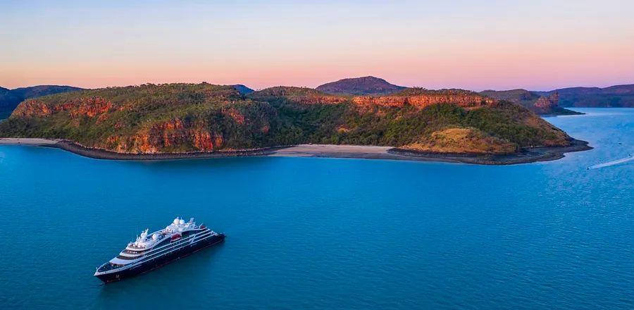 Cover Image for 4 Incredible Cruises to Witness an Eclipse