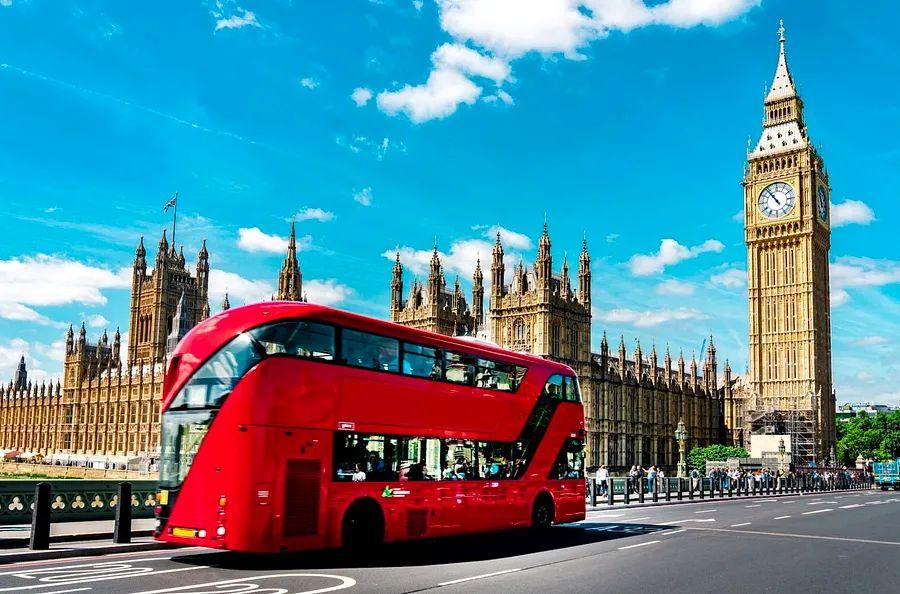 Cover Image for Virgin Atlantic has launched a new redemption sale offering a 25% discount on all routes—should you consider it?