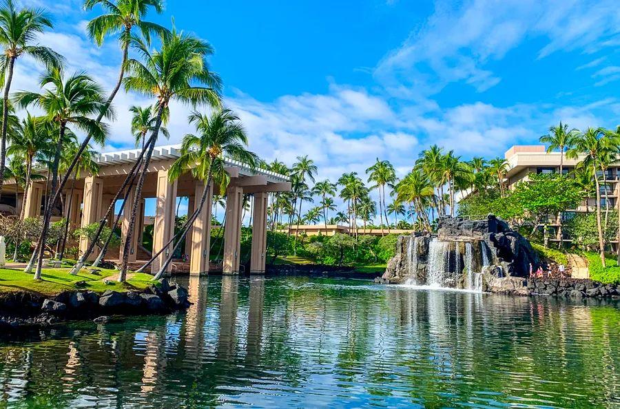 Cover Image for Still a work in progress: A review of the Hilton Waikoloa Village in Hawaii