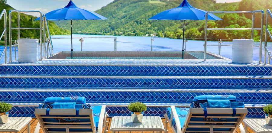 Cover Image for Here Are the Top Cruises for Independent Travelers