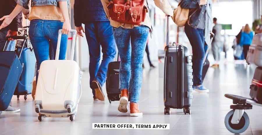 Cover Image for 9 Incredible Travel Benefits You Can Enjoy with a Credit Card