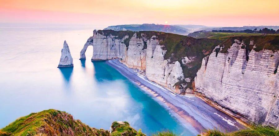 Cover Image for 5 Must-See Weekend Escapes from Paris