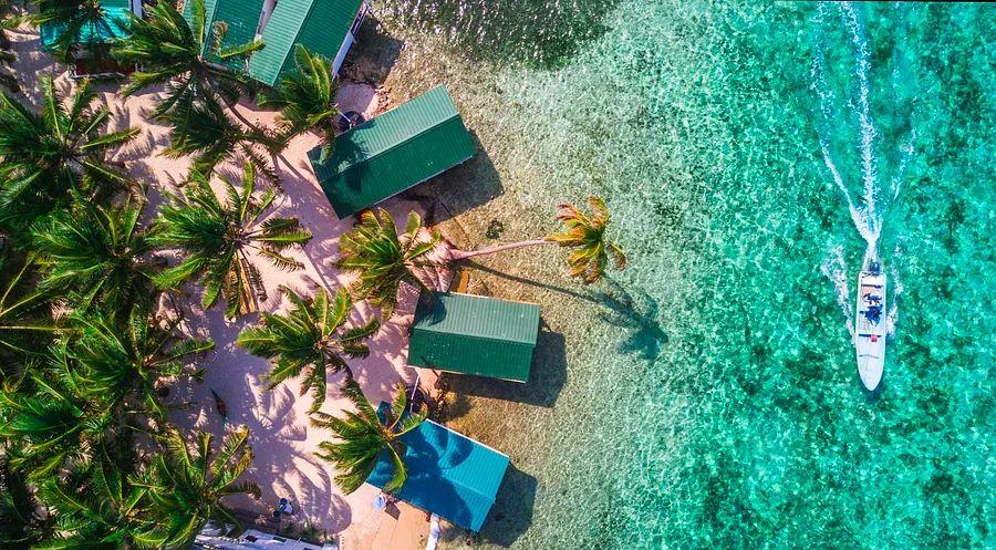 Cover Image for Nine Family-Friendly International Destinations with Southwest