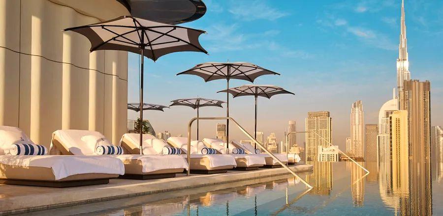 Cover Image for This New Luxury Hotel Demonstrates Dubai's Ability to Be Subtle