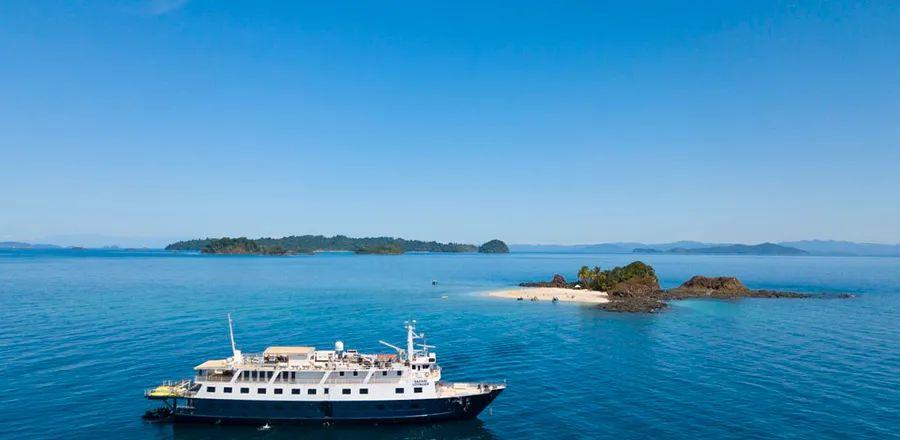 Cover Image for Explore Paradise with UnCruise: 3 Itineraries for Your Dream Tropical Escape