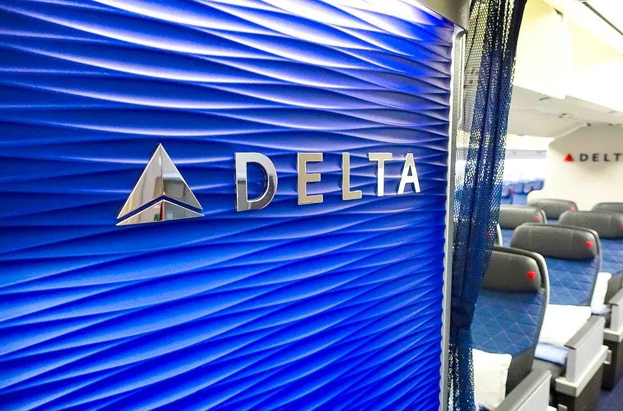 Cover Image for Everything you need to know about maximizing your Delta SkyMiles for award tickets