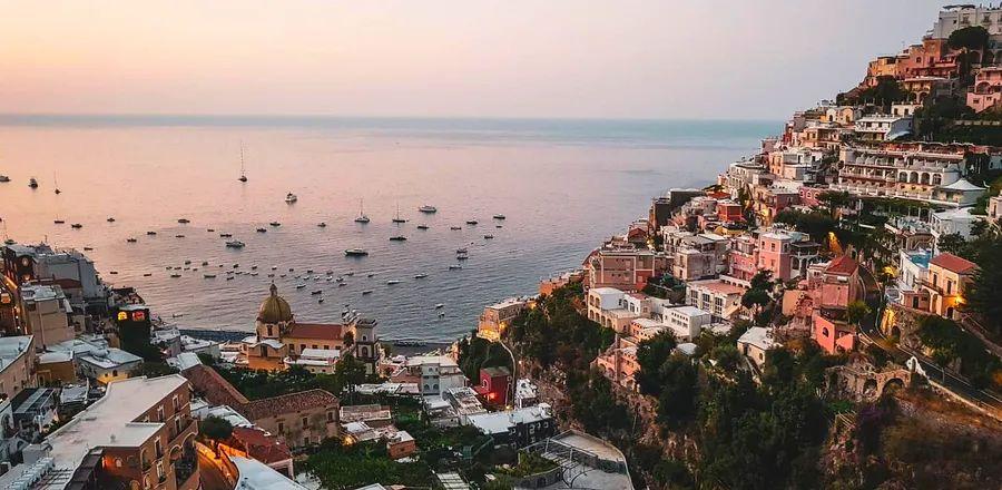 Cover Image for 10 Stunning Beach Getaways That Combine Culture and Relaxation