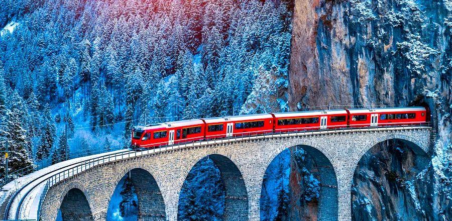 Cover Image for Europe’s Most Breathtaking Train Journeys, From Switzerland to Scotland