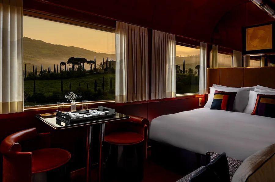 Cover Image for Accor's inaugural Orient Express train journeying through Italy is now available for booking