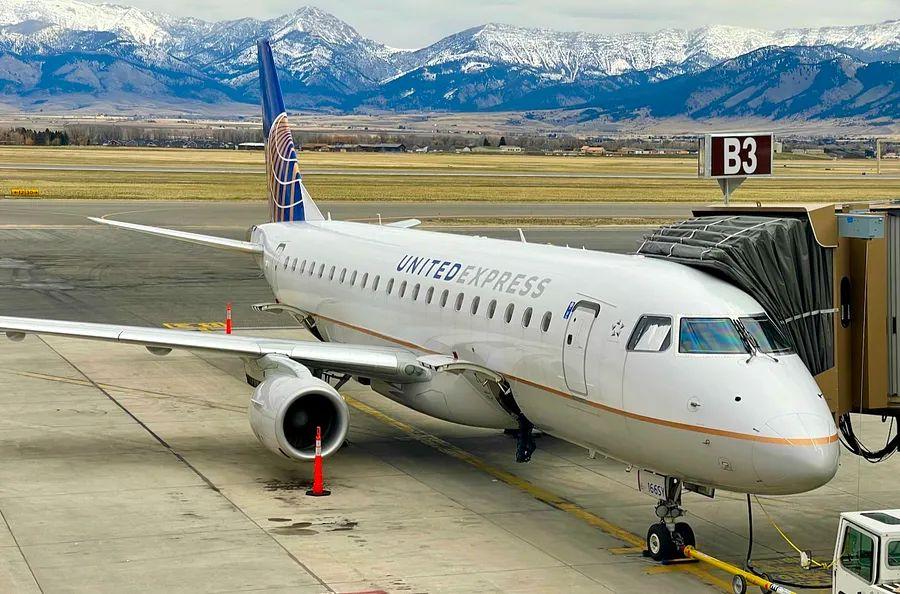 Cover Image for Incredible one-day deal: 29 amazing summer routes available for just 4,000 United miles each way