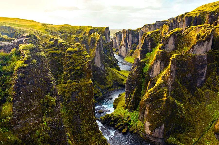 Cover Image for Planning your Iceland trip from A to Z: Glaciers, geothermal springs, and lava caves
