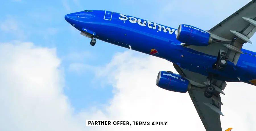 Cover Image for Southwest Performance vs. Premier: Which business credit card from Southwest is best for you?